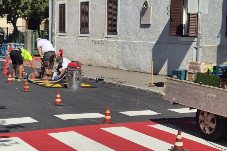 Spremni za prvašiće: Od početka godine u Rijeci obnovljeno gotovo 160 pješačkih prijelaza